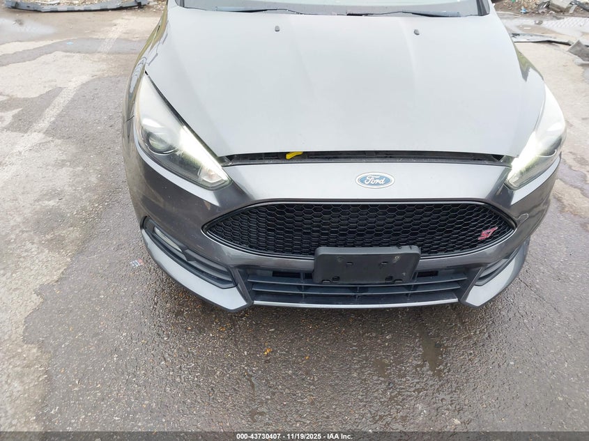 2016 Ford Focus St VIN: 1FADP3L9XGL253365 Lot: 43730407