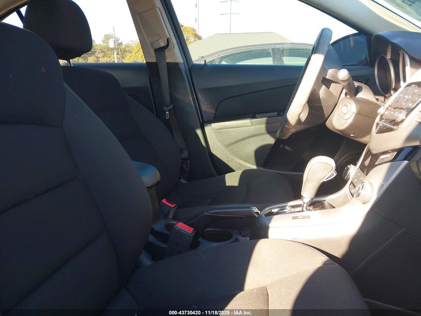 1G1PE5SB5G7121774 2016 CHEVROLET CRUZE photo no. 5