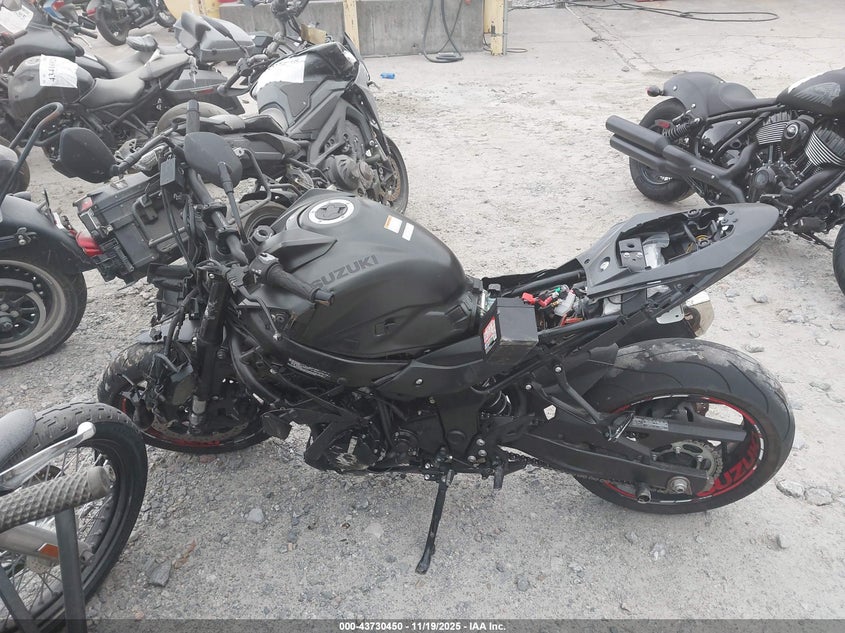 2022 Suzuki Gsx-S750 M/Z VIN: JS1C533B2N7101787 Lot: 43730450