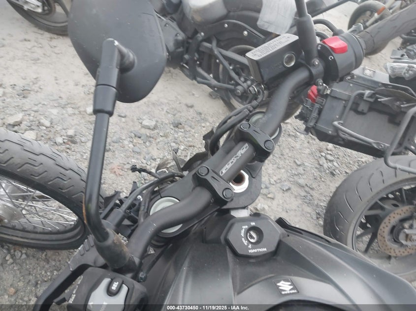 2022 Suzuki Gsx-S750 M/Z VIN: JS1C533B2N7101787 Lot: 43730450