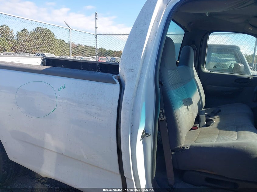 2001 Ford F-150 Xl/Xlt VIN: 2FTZF17251CA56402 Lot: 43730451