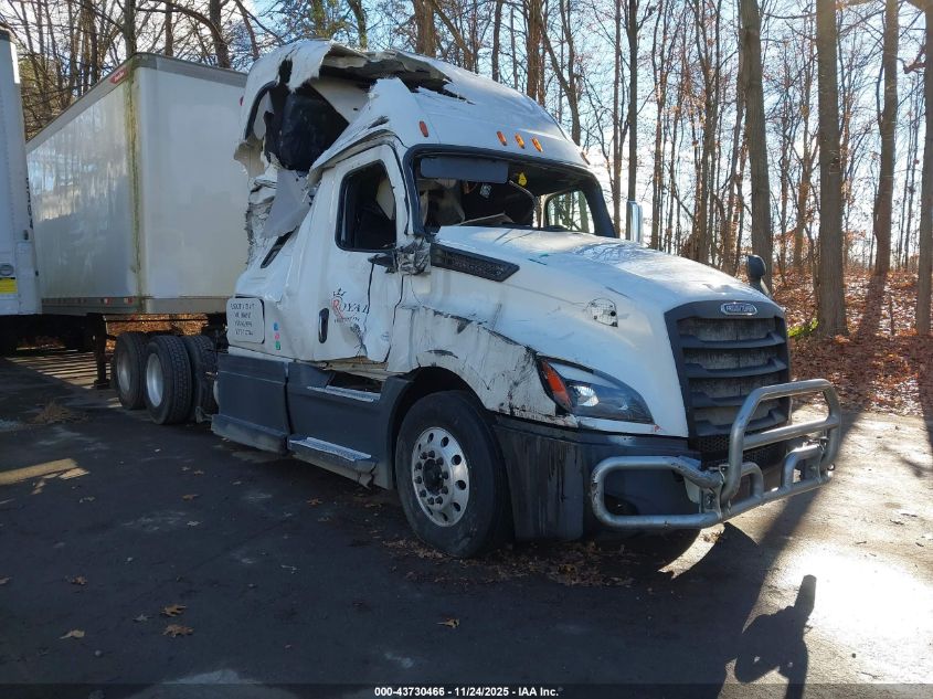 2019 Freightliner New Cascadia 126