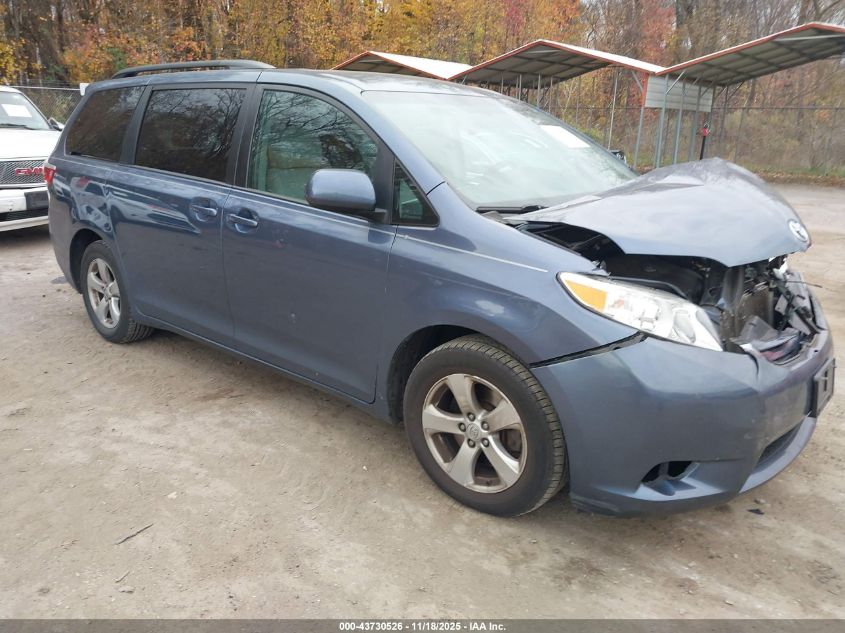 TOYOTA SIENNA LE 8 PASSENGER