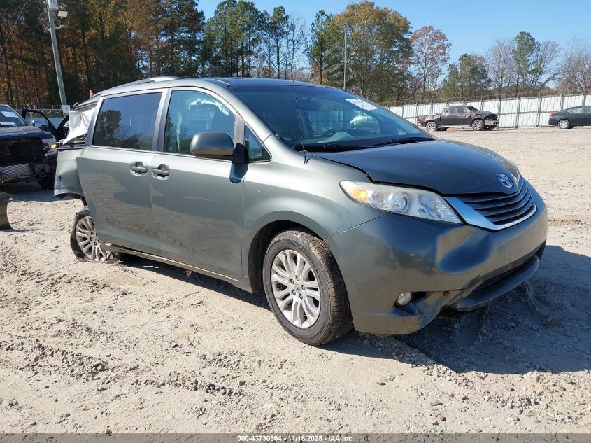 TOYOTA SIENNA XLE V6 8 PASSENGER