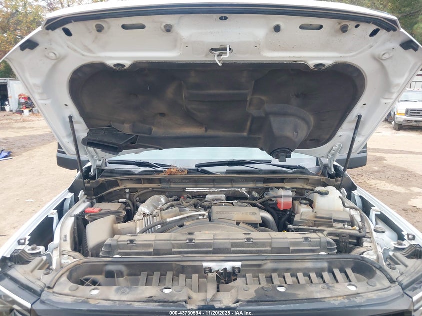 2024 GMC Sierra 3500Hd 4Wd Long Bed Slt VIN: 1GT49UEY1RF397595 Lot: 43730594