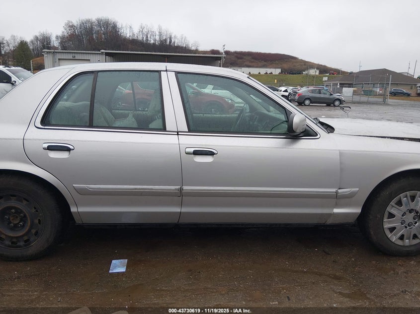 2008 Mercury Grand Marquis Gs VIN: 2MEFM74V78X621129 Lot: 43730619