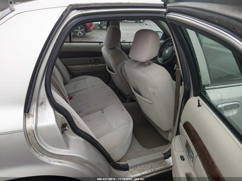 2008 Mercury Grand Marquis Gs VIN: 2MEFM74V78X621129 Lot: 43730619