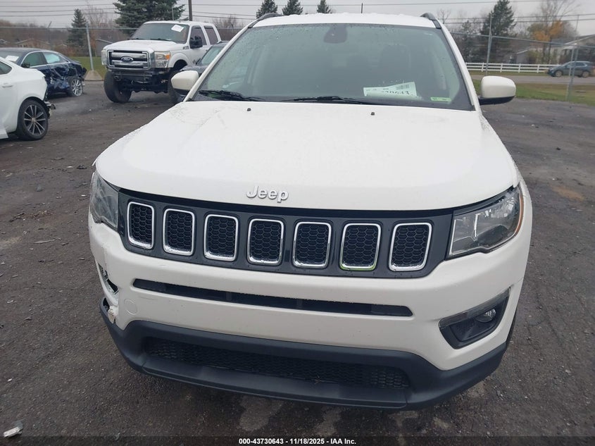 2018 Jeep Compass Latitude Fwd VIN: 3C4NJCBB8JT322540 Lot: 43730643