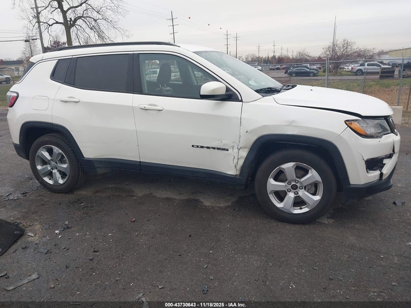2018 Jeep Compass Latitude Fwd VIN: 3C4NJCBB8JT322540 Lot: 43730643