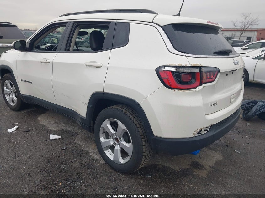 3C4NJCBB8JT322540 2018 JEEP COMPASS photo no. 3