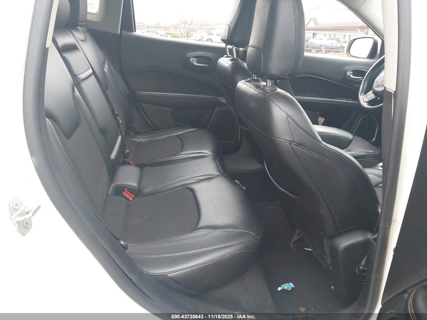 2018 Jeep Compass Latitude Fwd VIN: 3C4NJCBB8JT322540 Lot: 43730643