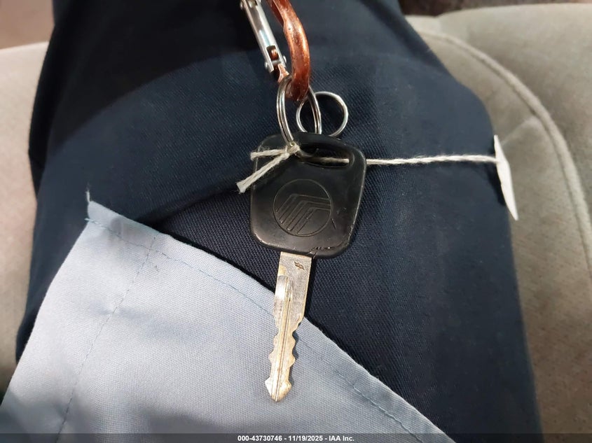 2000 Mercury Grand Marquis Ls VIN: 2MEFM75W8YX688250 Lot: 43730746