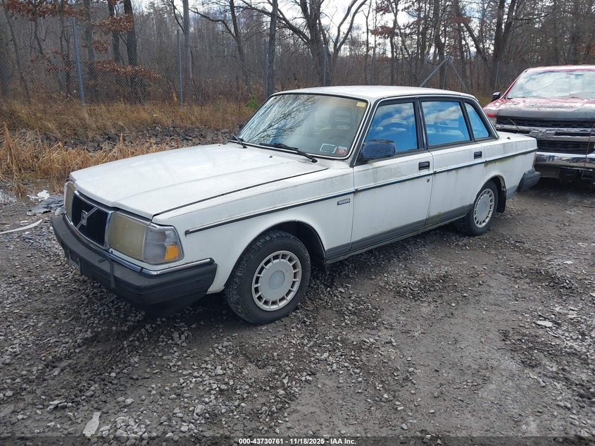 YV1AX8846K1353338 1989 VOLVO 240 SERIES photo no. 2