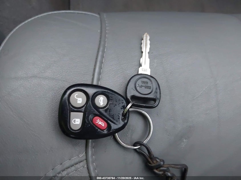 2005 Cadillac Deville Livery VIN: 1G6KD54Y65U108345 Lot: 43730764