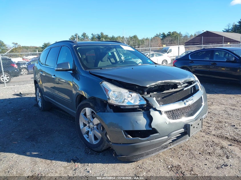 CHEVROLET TRAVERSE LT