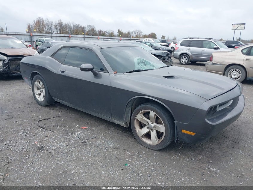 DODGE CHALLENGER SXT PLUS