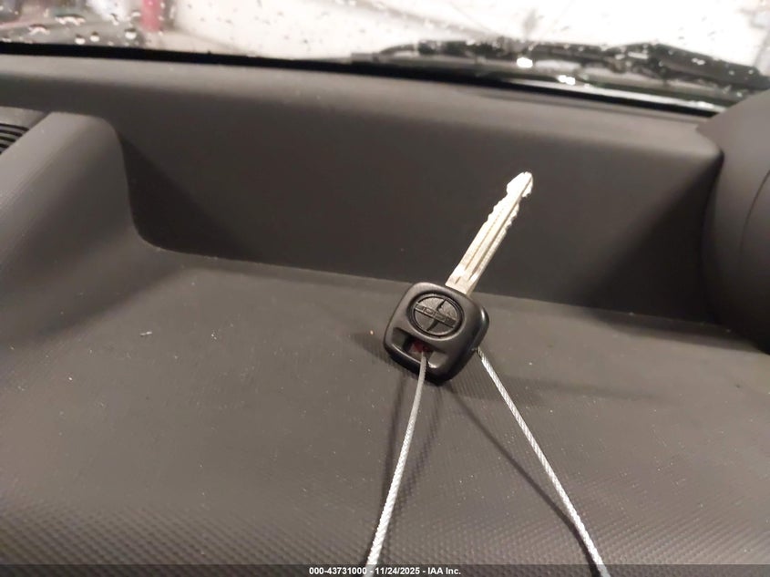 2006 Scion Xb VIN: JTLKT334664085481 Lot: 43731000