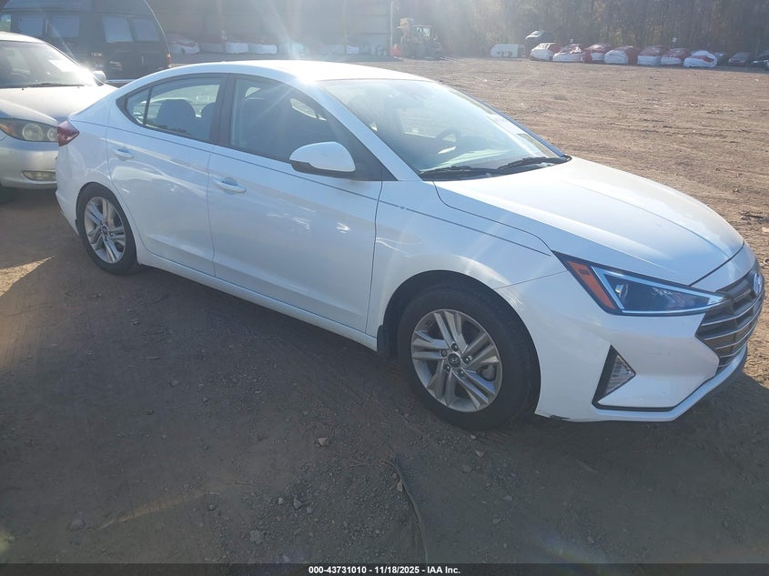 HYUNDAI ELANTRA SEL