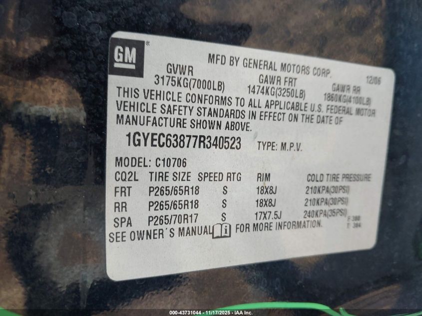 2007 Cadillac Escalade Standard VIN: 1GYEC63877R340523 Lot: 43731044