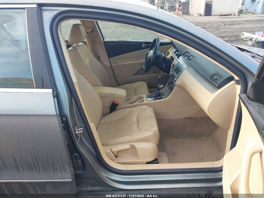 WVWAK73C18E102161 2008 VOLKSWAGEN PASSAT photo no. 5