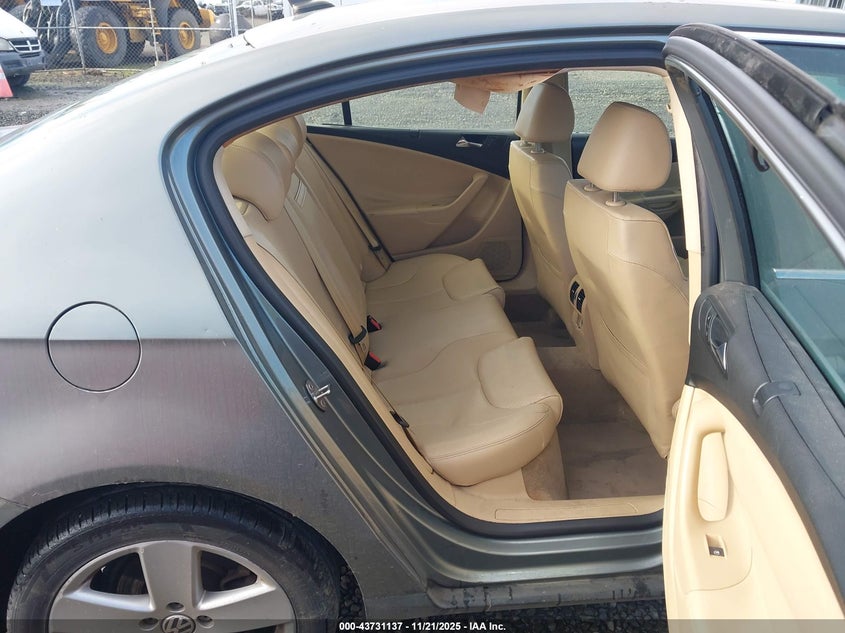 WVWAK73C18E102161 2008 VOLKSWAGEN PASSAT photo no. 8