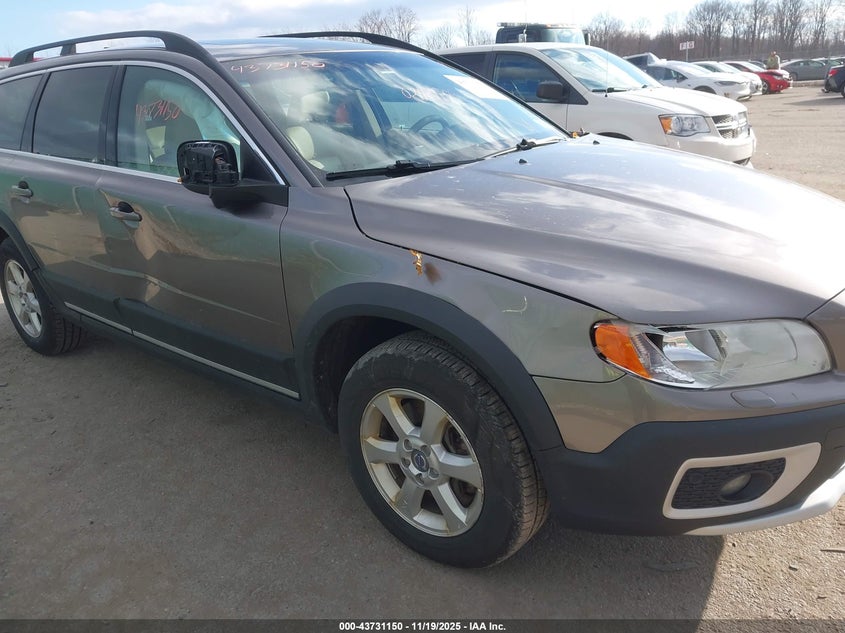 2011 Volvo Xc70 3.2 VIN: YV4940BZ4B1110485 Lot: 43731150