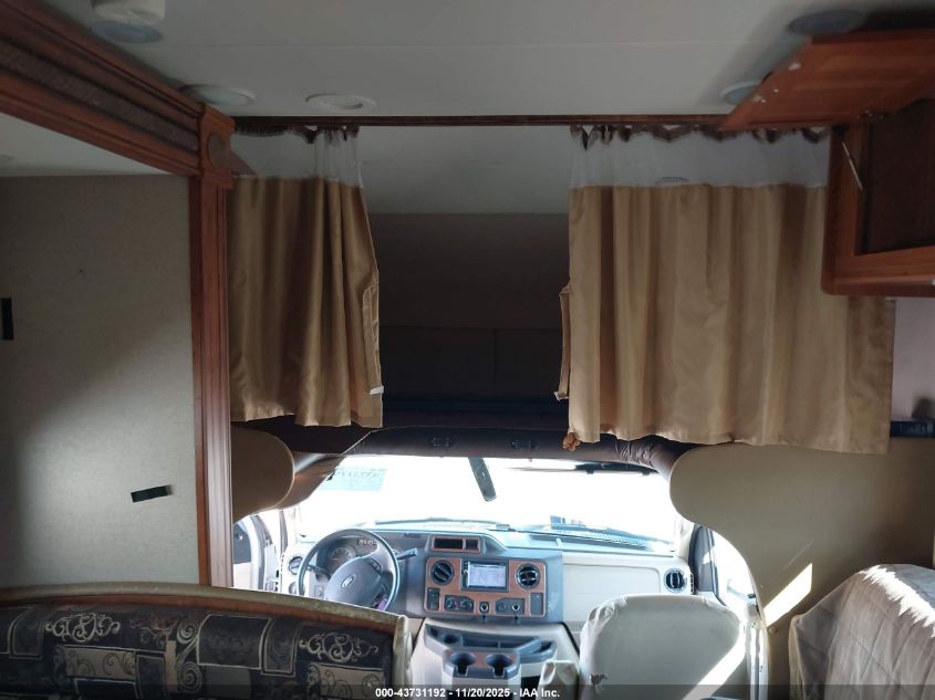 2015 Ford E-450 Cutaway VIN: 1FDXE4FS7FDA19061 Lot: 43731192