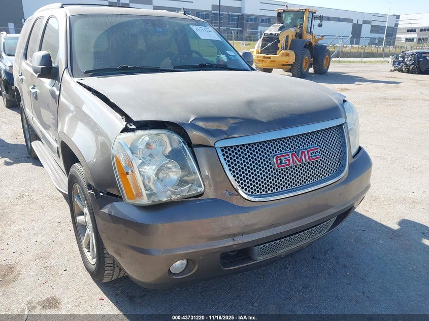 2013 GMC Yukon Denali VIN: 1GKS2EEF2DR240864 Lot: 43731220