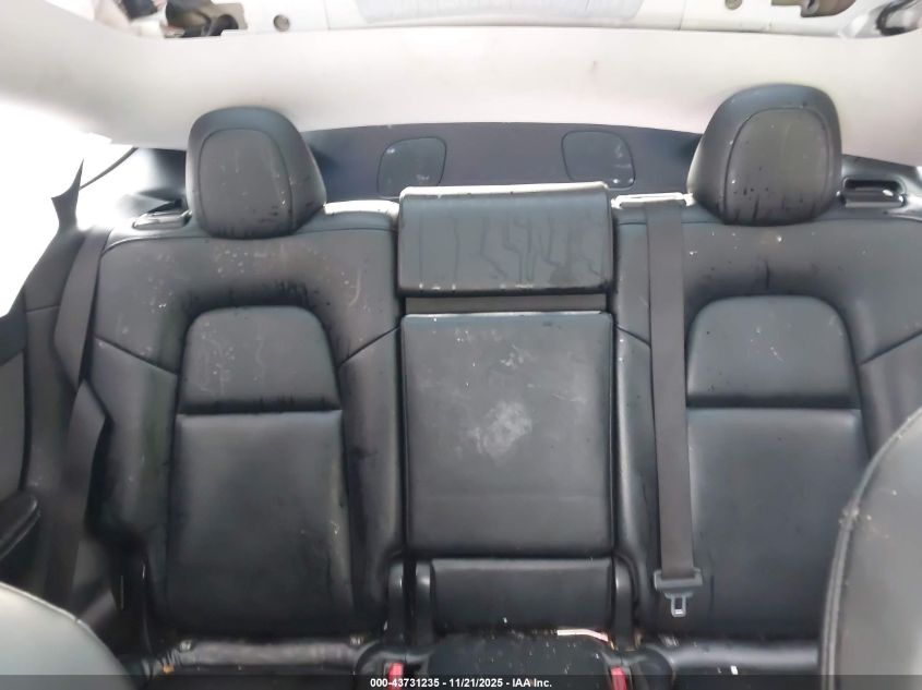 2021 Tesla Model Y Long Range Dual Motor All-Wheel Drive VIN: 5YJYGDEEXMF301697 Lot: 43731235