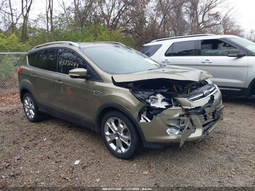 FORD ESCAPE TITANIUM