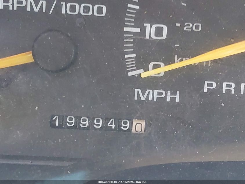 1999 GMC Suburban 1500 Slt Cmi VIN: 1GKFK16R6XJ807261 Lot: 43731313