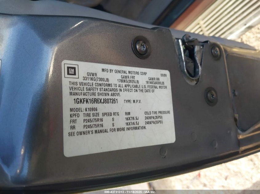 1999 GMC Suburban 1500 Slt Cmi VIN: 1GKFK16R6XJ807261 Lot: 43731313