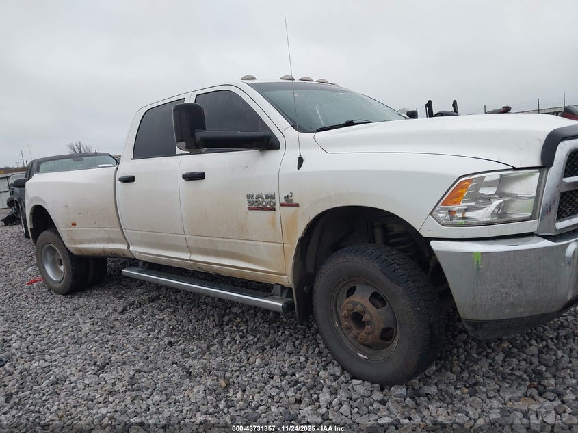 2017 Ram 3500 Tradesman 4X4 8' Box VIN: 3C63RRGL7HG770590 Lot: 43731357