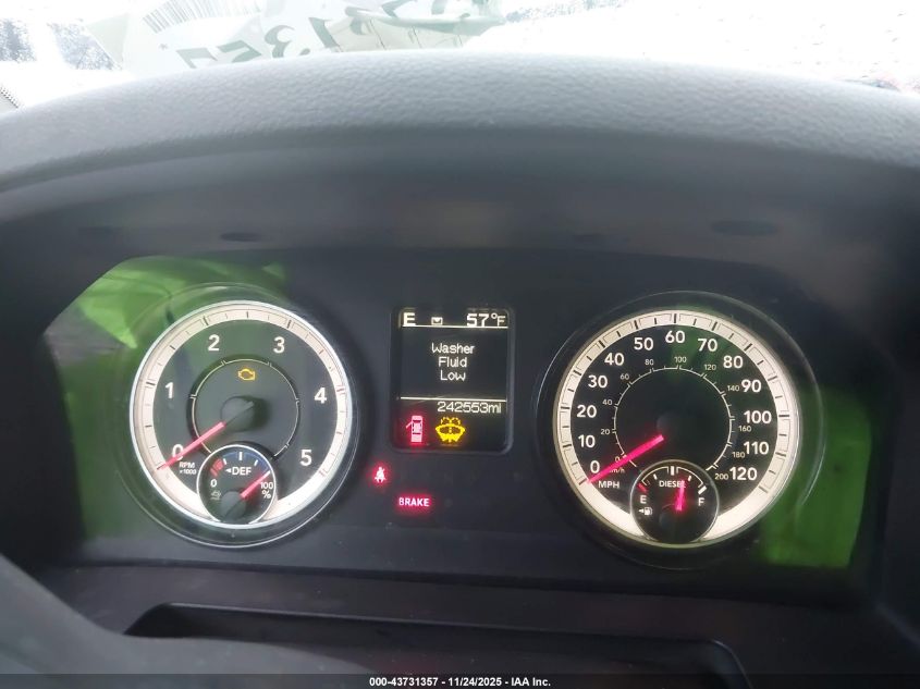 2017 Ram 3500 Tradesman 4X4 8' Box VIN: 3C63RRGL7HG770590 Lot: 43731357