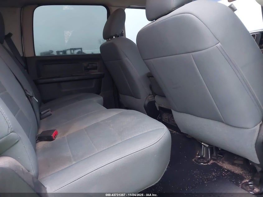 2017 Ram 3500 Tradesman 4X4 8' Box VIN: 3C63RRGL7HG770590 Lot: 43731357