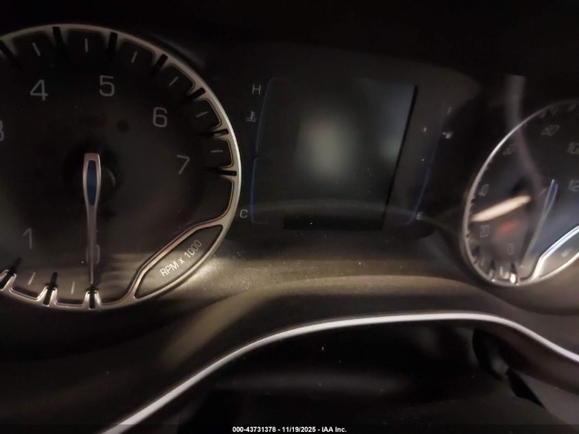 2018 Chrysler Pacifica Touring L VIN: 2C4RC1BG3JR234283 Lot: 43731378