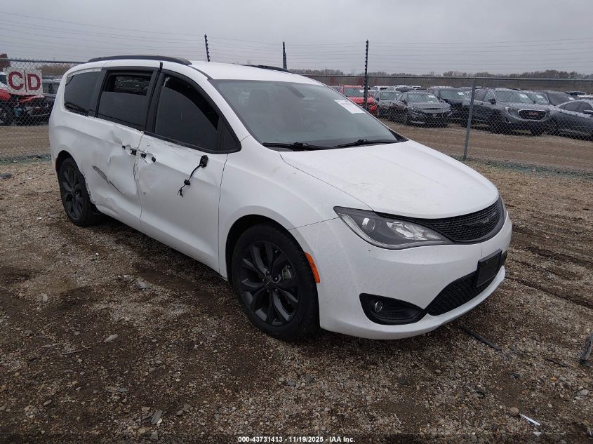 CHRYSLER PACIFICA TOURING L PLUS