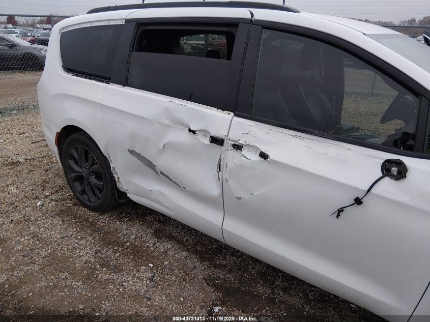 2018 Chrysler Pacifica Touring L Plus VIN: 2C4RC1EG8JR338070 Lot: 43731413