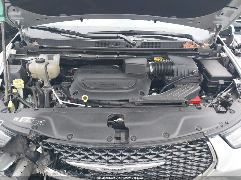 2023 Chrysler Pacifica Touring L VIN: 2C4RC1BG2PR624607 Lot: 43731422