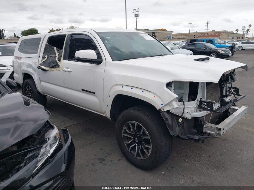 TOYOTA TACOMA TRD SPORT