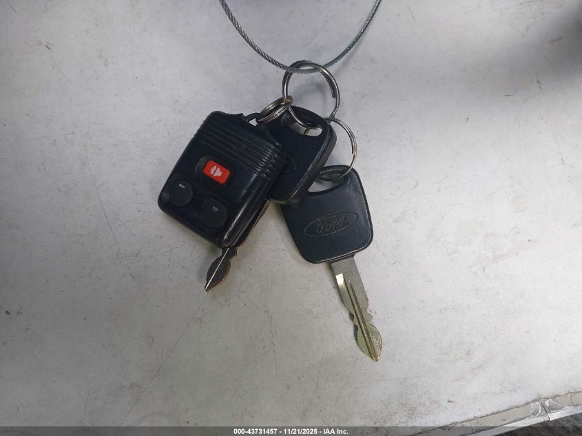 1999 Ford Expedition Xlt VIN: 1FMRU1863XLB22558 Lot: 43731457