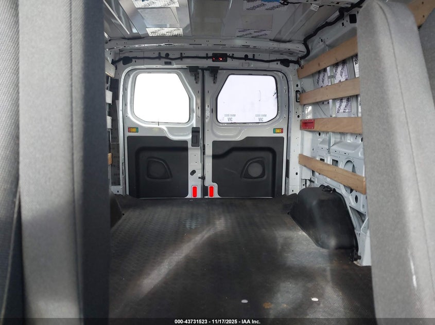 2018 Ford Transit-250 VIN: 1FTYR1YM0JKB26435 Lot: 43731523