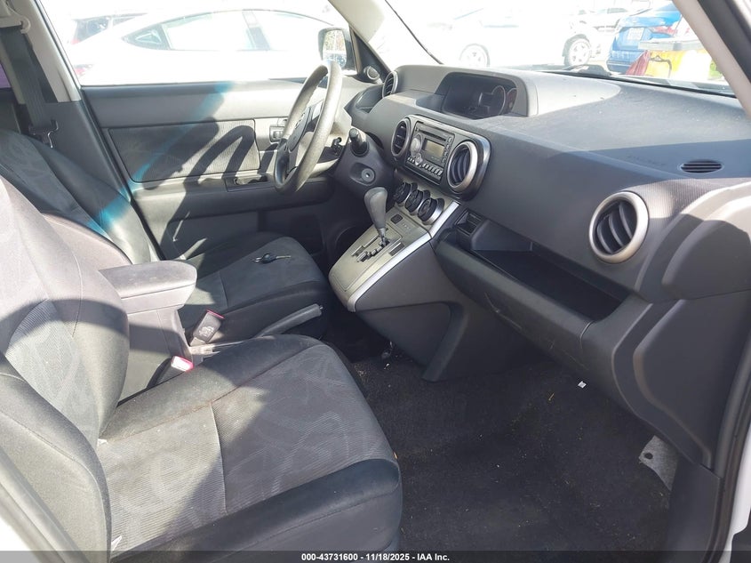 JTLZE4FE5B1121403 2011 SCION XB photo no. 5