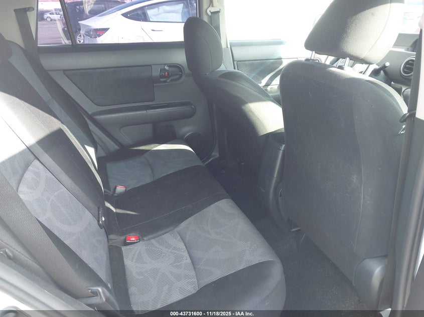 JTLZE4FE5B1121403 2011 SCION XB photo no. 8