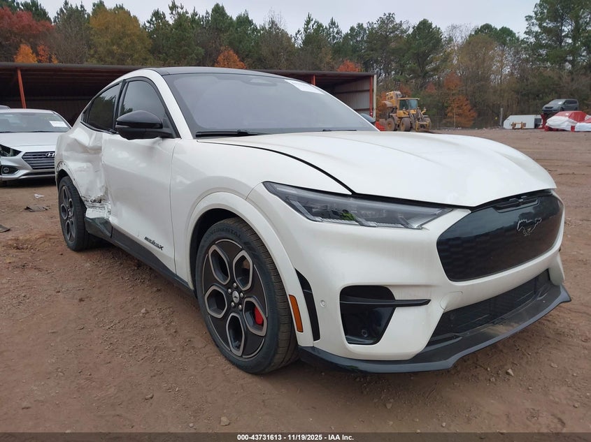 FORD MUSTANG MACH-E GT