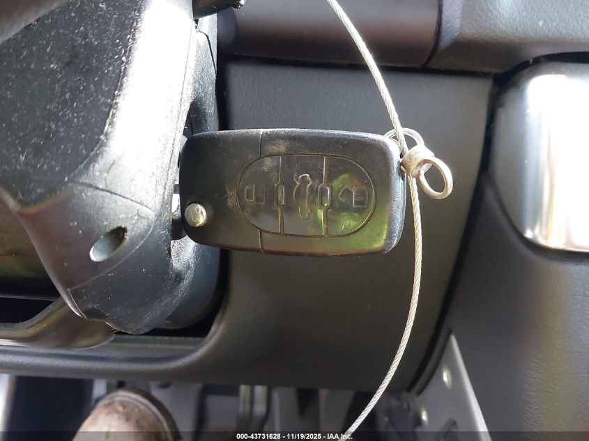 2001 Audi Tt VIN: TRUTX28N311026761 Lot: 43731628