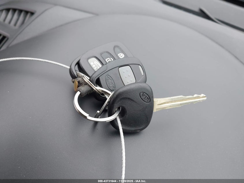 2011 Kia Forte Ex VIN: KNAFU4A21B5889660 Lot: 43731644