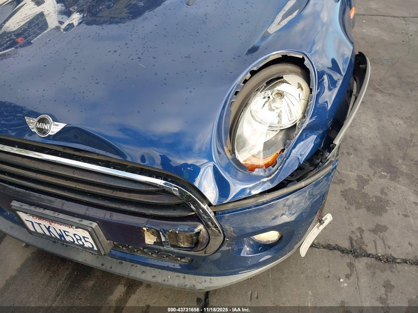 2016 Mini Hardtop Cooper VIN: WMWXU1C54G2D10604 Lot: 43731656