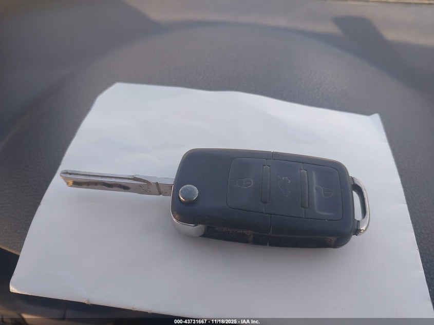 2007 Volkswagen Gti 4-Door VIN: WVWHV91K17W129560 Lot: 43731667