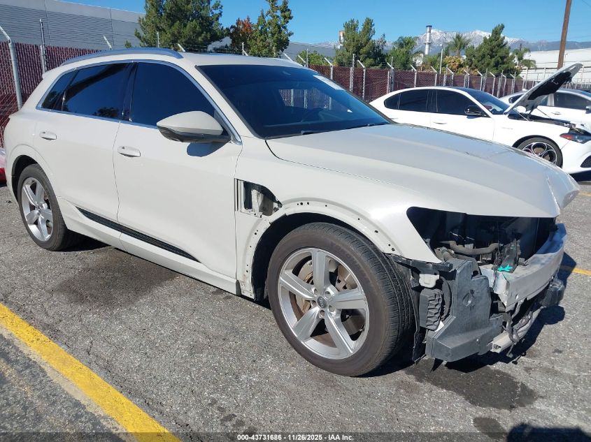 AUDI E-TRON PREMIUM PLUS